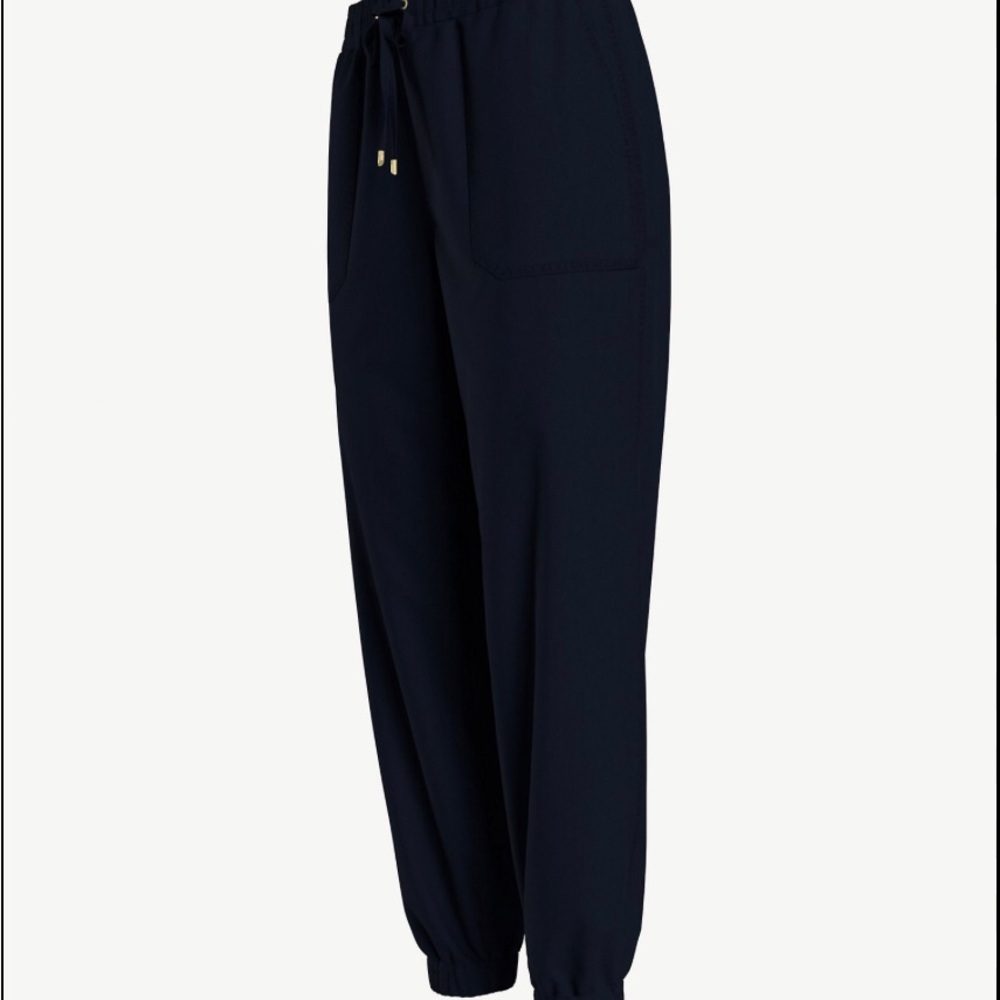 Tommy Hilfiger Tapered pull-on pants Women’s Large